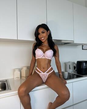 CHLOE GFE LAST DAYS IN BELGIUM