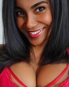 Big black tranny
