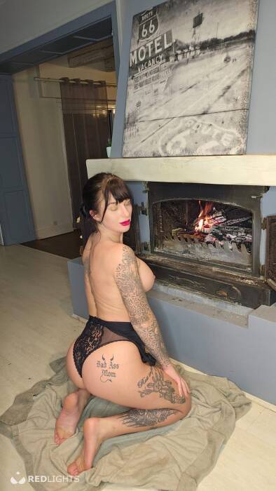 Inkedmilf (Foto)