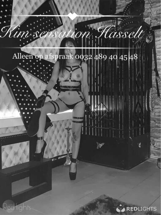 Staatsbaan 249-3210 Lubbeek & Mrs Kim BDSM (Foto)