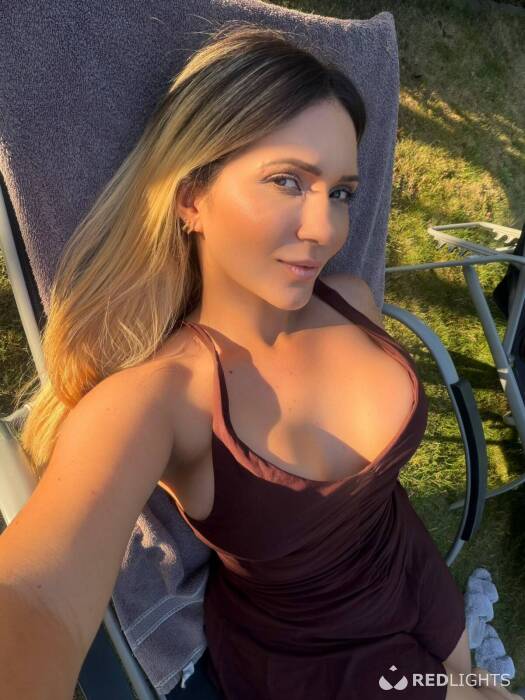 LAYLA HOT (Foto)