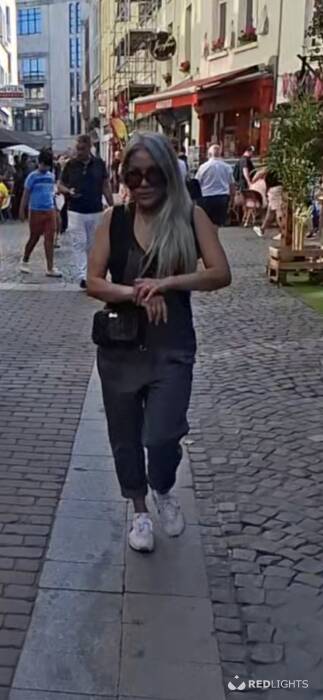 Lily (Foto)