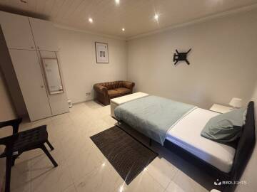 Kamer verhuur - room for rent (Foto)