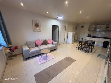 Kamer verhuur - room for rent (Foto)