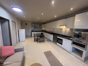 Kamer verhuur - room for rent (Foto)