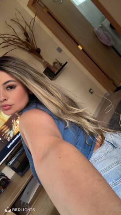 JULIANA (Foto)