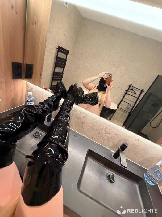 Ana Laure (Foto)
