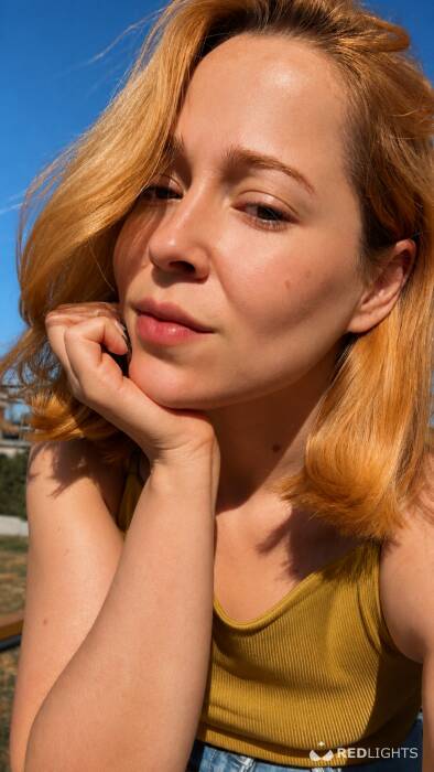 Ella (Foto)