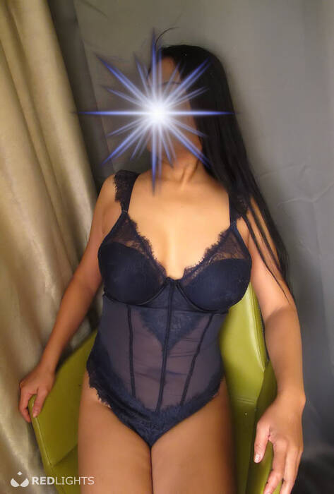 **  M A Y A   ** (Foto)