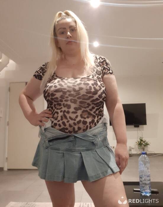 Escort hotel et prive! (Foto)