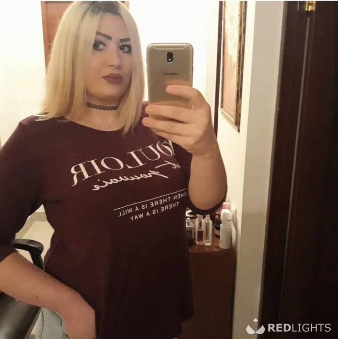 Escort hotel et prive! (Foto)