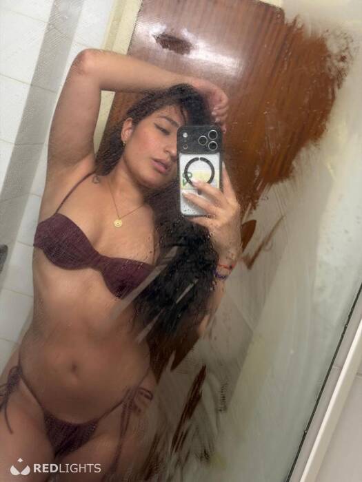 KARINA (Foto)
