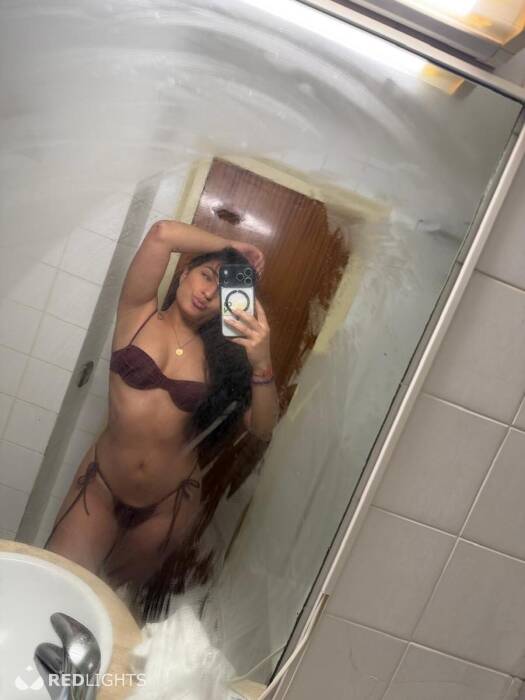 KARINA (Foto)