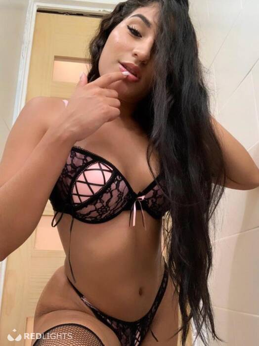 KARINA (Foto)