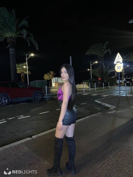 KARINA (Foto)
