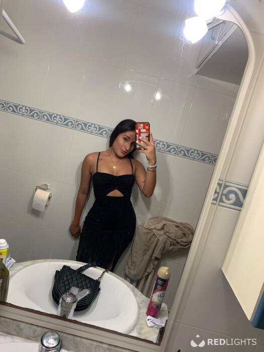 KARINA (Foto)