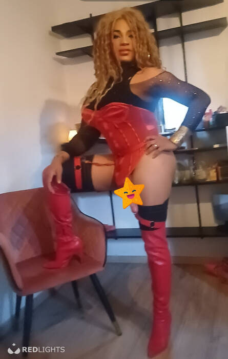 TRANS  LATINA (Foto)