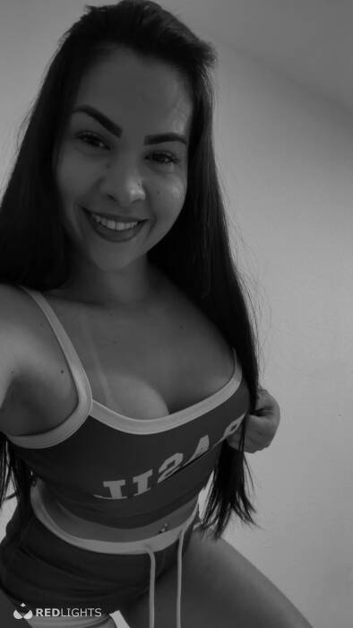 Lara Muniz (Foto)