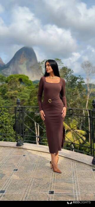 Lara Muniz (Foto)
