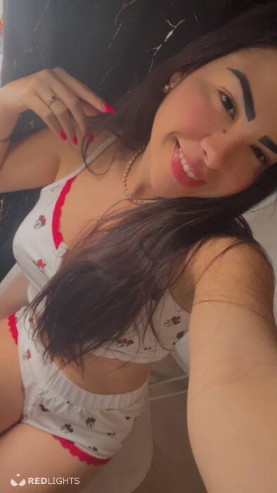 Lara Muniz.ofc (Foto)