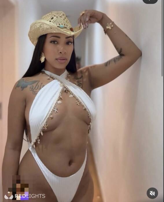 Nicolly (Foto)