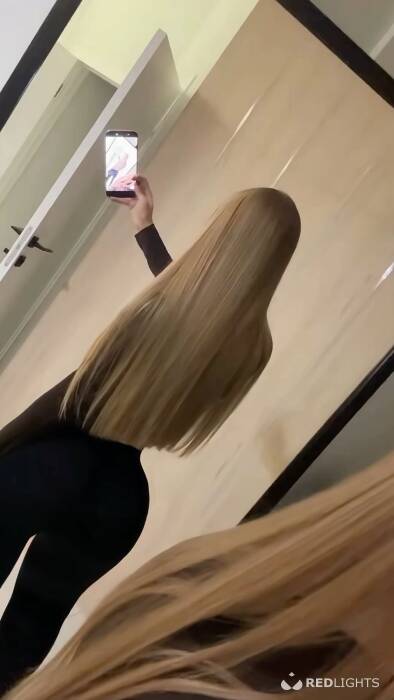 KAMILA (Foto)