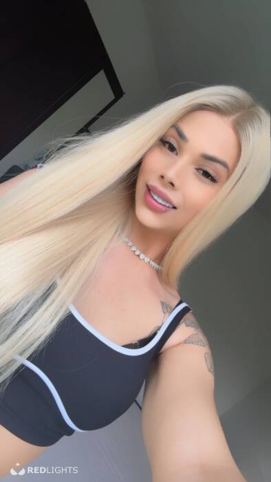 KAMILA (Foto)