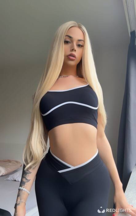 KAMILA (Foto)