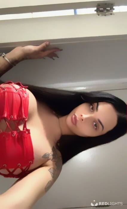KAMILA (Foto)