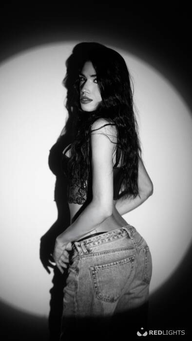 Ashley (Foto)