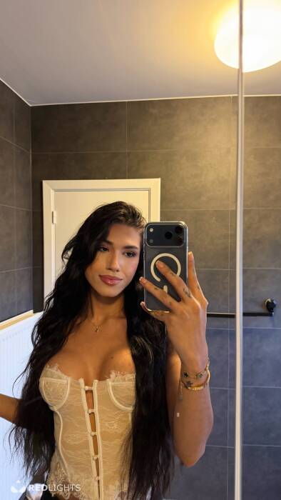 Ashley (Foto)