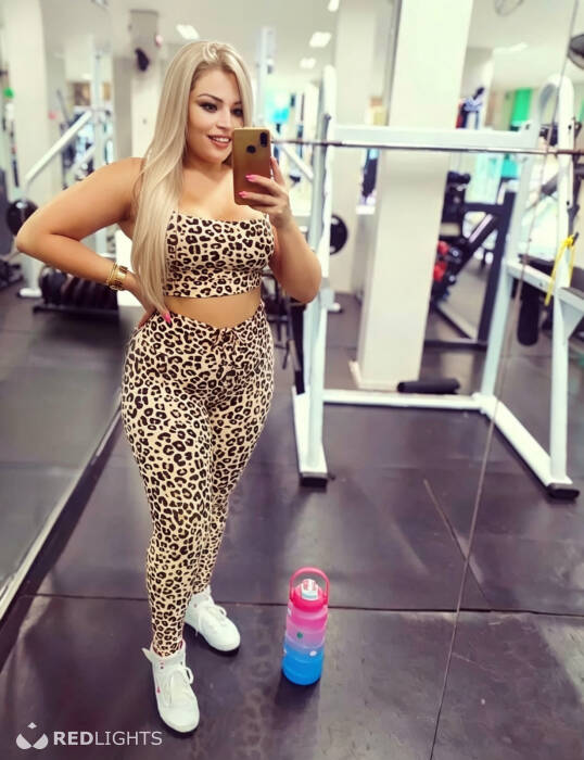 MARIA BELLA (Foto)