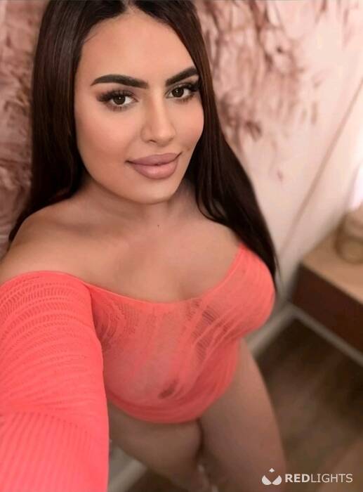 New Cristina full services without condom (Foto)