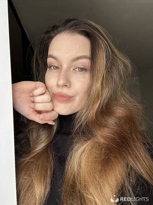 Leona Meneses (Foto)