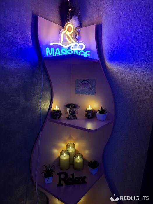 Melani massage (Foto)