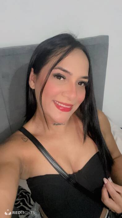 Dayana deep anal tongue kissing, swallowing semen (Foto)