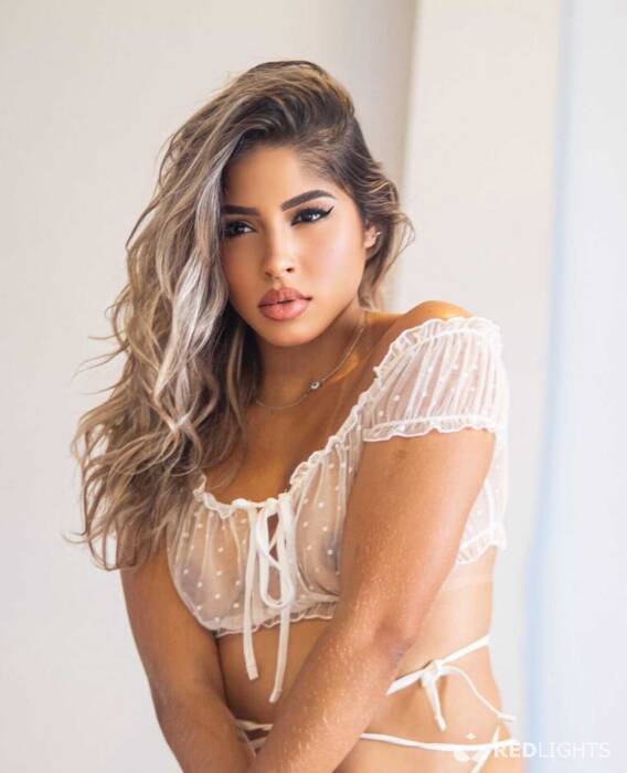 Iona super sexy (Foto)
