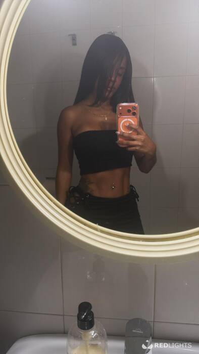 Melani (Foto)