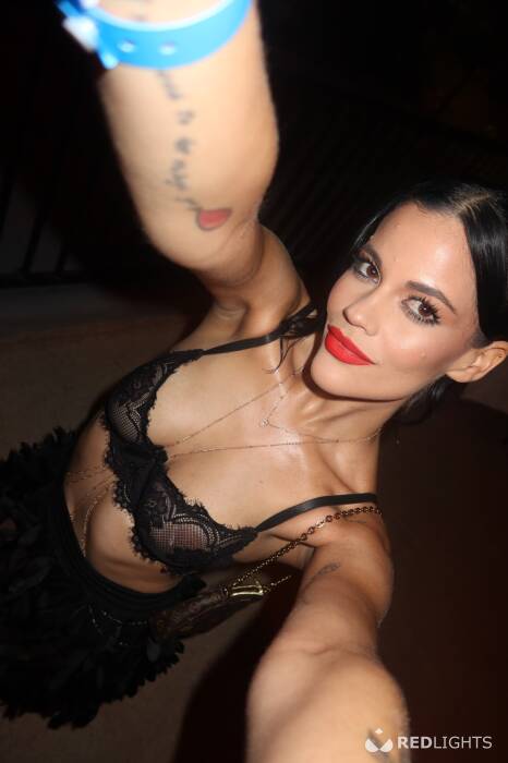 Emy (Foto)