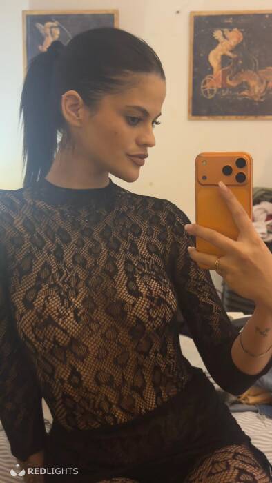 Emy (Foto)