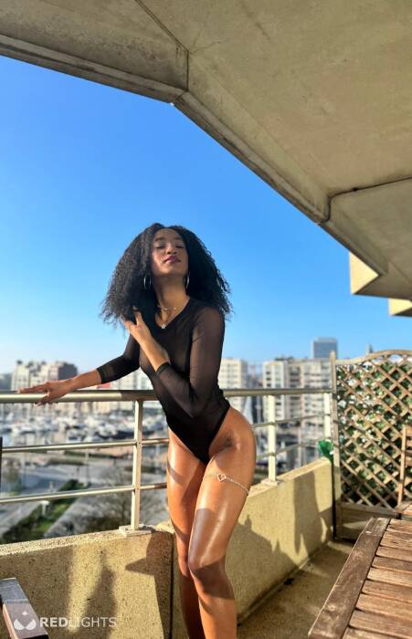 Ana (Foto)