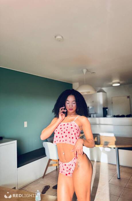 Ana (Foto)