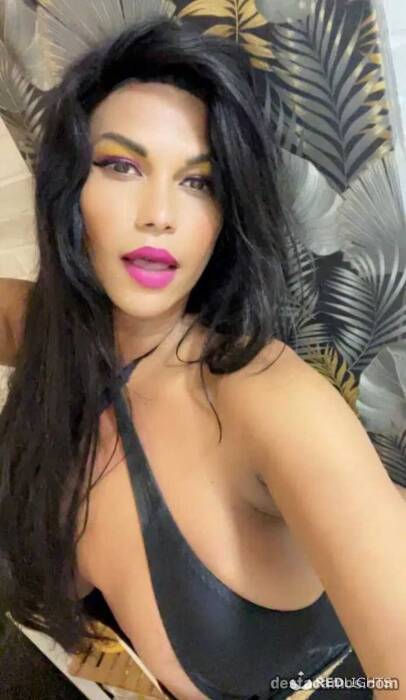 Alexandra Nunys (Foto)