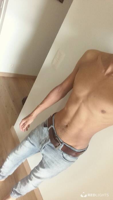 Damien (Foto)