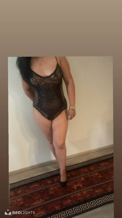 Farah Evere (Foto)