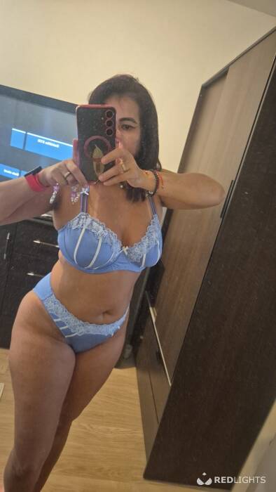 Carla Complet (Foto)