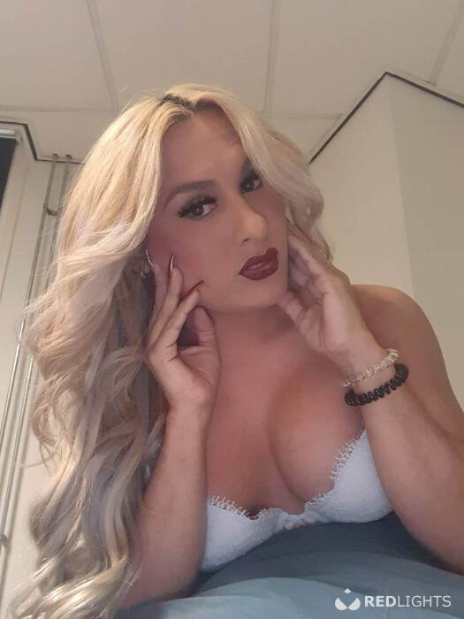 Trans DEBORA (Foto)