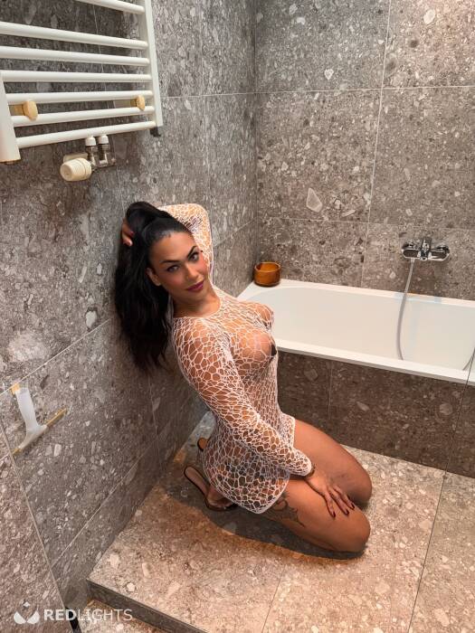 JUJU DOLL LAST DAYS (Foto)