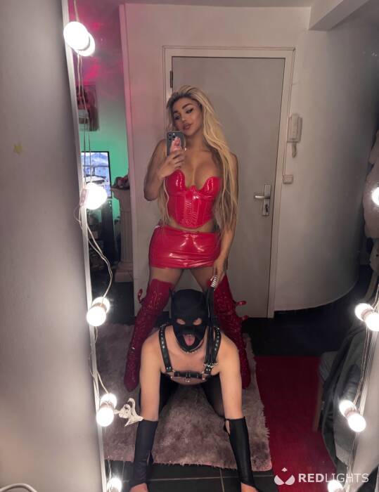 Mistress Party TS (Foto)