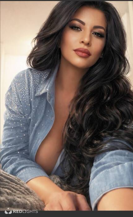 Alexandra Nunys (Foto)